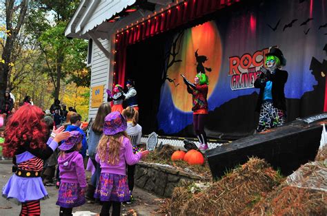 Things To Do In London Ontario For Halloween - 13 Not-So Spooky Haunts for Kids This Halloween | visitPA
