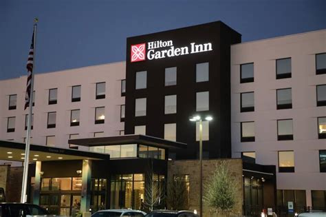 Hilton Garden Inn Hotels In Austin Tx Find Hotels Hilton