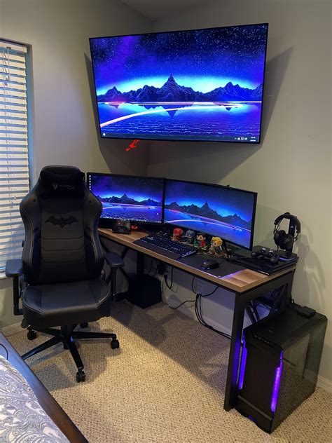 Battlestation Complete Along With A Trifecta Of Displays