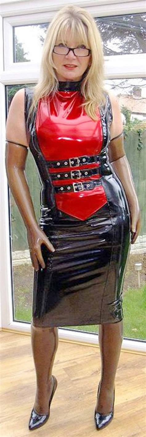 Pin Von Eragon Auf Latex Rubber Wearing Cd Reife Damen Lady Damen