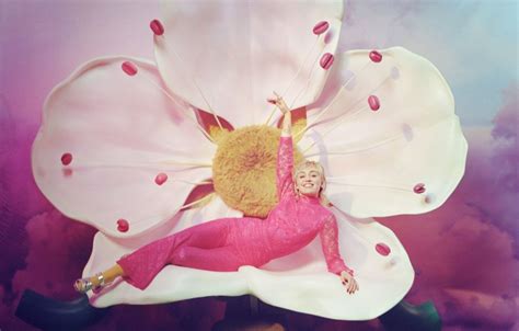 Miley Cyrus For Gucci Flora Fantasy Fall 2021 Campaign Hawtcelebs