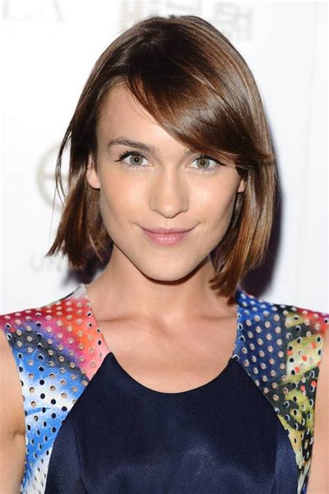 40 Trendiest Short Brown Hairstyles And Haircuts To Try