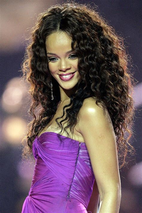 Maybe you would like to learn more about one of these? Rihanna: Hair Style File | Rihanna hairstyles, Rihanna ...