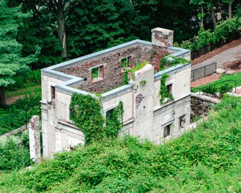 A Walk Along The Old Croton Aqueduct Untermyer Gardens A Ruined