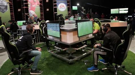 A New Broadcast Deal Will Bring Fifa Esports Matches To Live Tv In The