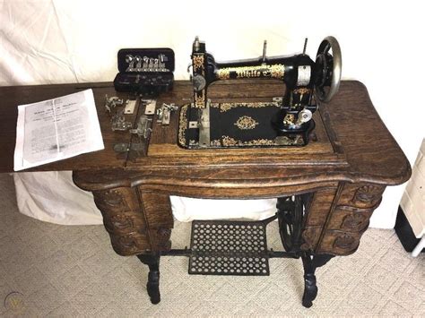 Antique White Treadle Sewing Machine Tiger Oak Table Cabinet Vs3