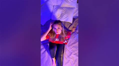 Sexy Girl Lying On Bed Hot Women In Bed Tiktok Come On Girl Come To The Bed Youtube