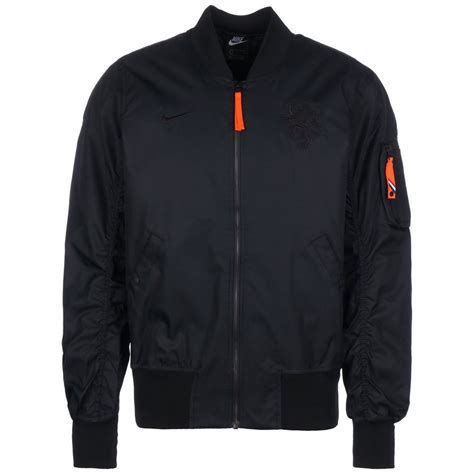 Die niederlande gelten als mitfavorit in gruppe c. Nike Sportswear Bomberjacke »Niederlande Woven Af1 Em 2021 ...