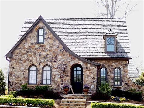 Best 55 Gorgeous House Stone Revival Style Ideas