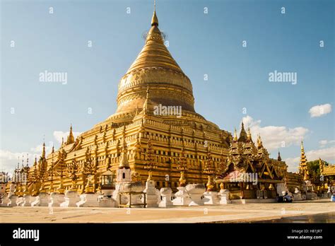 The Shwedagon Pagoda Golden Temple Yangon Myanmar Stock Photo Alamy
