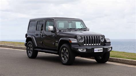 jeep wrangler  review overland    rugged  suit