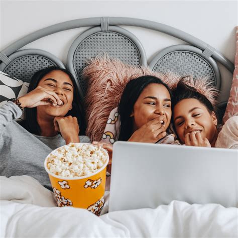 Things To Do With Your Best Friend At A Sleepover Smart Sleeping Tips