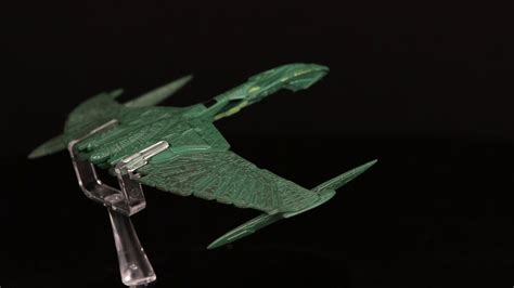 Star Trek Romulan Warbird Valdore Starship Model From Eaglemoss Youtube