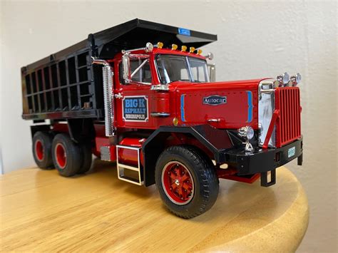 AMT Autocar DC 9964 B Dump Truck - Model Trucks: Big Rigs and Heavy