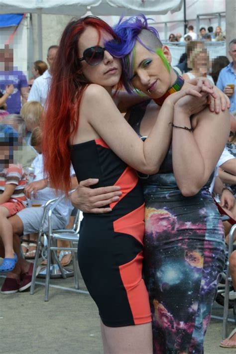 Amateur Lesbian Hot Kissing Nude Party Lesbians Ex Gf Naked Slut Bitch Topless Sexiz Pix