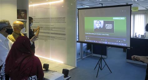 Ewu Inaugurates Hridoye Bangabandhu Corner At Its Library