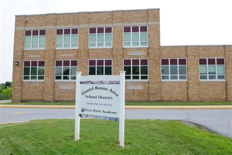 Daniel Boone School District Planning For Mix Of In Person And Online