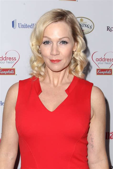 Jennie Garth At 11th Annual Womans Red Dress Awards In New York