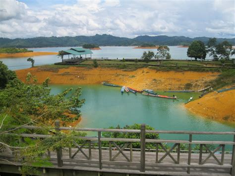 Tasik bera dna tasik chini penting sebagai kawasan pelancongan dan perikanan air tawar. Saya Suka Sekolah Saya: Kepentingan Tanah Tinggi dan Tanah ...