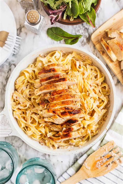 This Creamy Chicken Tagliatelle Recipe Is Quick And Easy To Make With