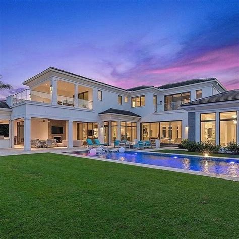 Mansions🏰 Houses🏡 Homes🏚️ On Instagram “this Gorgeous Mansion Is