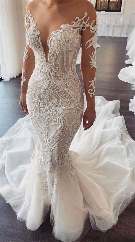 These Breathtaking Wedding Dresses We Cant Get Enough Of