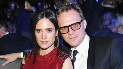 how did jennifer connelly and paul bettany meet
