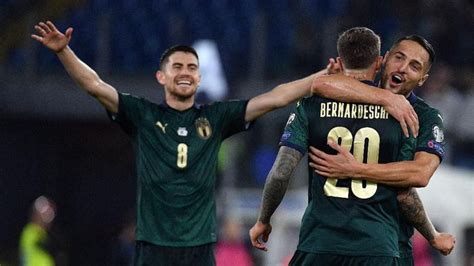 Perhelatan piala eropa 2020 yang harusnya bergulir juni lalu, terpaksa diundur hingga 2021 akibat pandemi virus corona. Italia ke Piala Eropa 2020 dengan Gairah - ICOSPOT - News ...