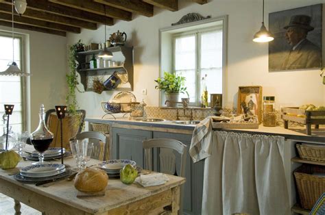 What Is A French Country Kitchen