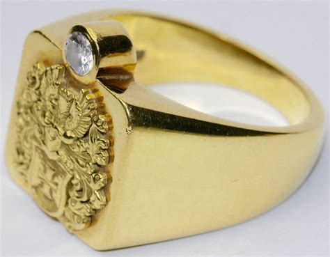 18k Solid Gold Mens Signet Ring With Diamond Solitaire Noble Coat Of