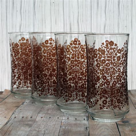 Vintage Libbey Clear Glass Tumbler Set Of 4 With Brown Flower And Berry Design
