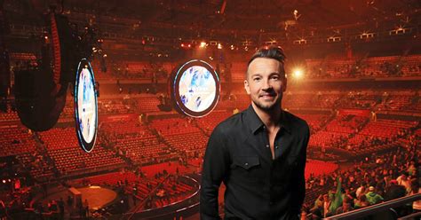 Hillsong's founding pastor brian houston has been charged with allegedly concealing information about his father's child sexual abuse. Hillsong announces investigation of NYC church after firing of celebrity pastor Carl Lentz