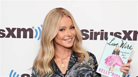 What Did Kelly Ripa Say About Former Co Host Regis Philbin In Her Book