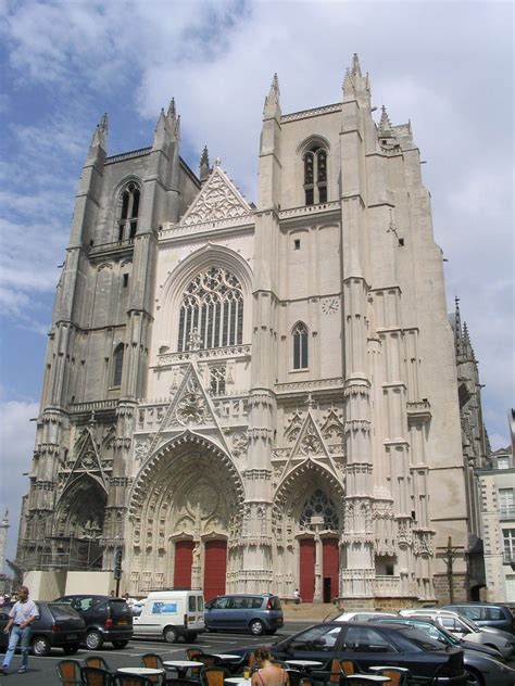The diocese of nantes released images on facebook in the wake of the blaze. TOP WORLD TRAVEL DESTINATIONS: Nantes France