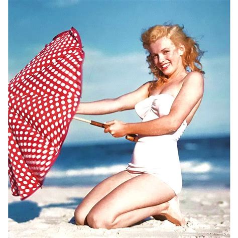 Marilyn Monroe Vintage Sexy Beach Umbrella Pinup Print Poster Playboy