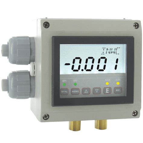 Series Dhii Digihelic® Ii Differential Pressure Controller Combines