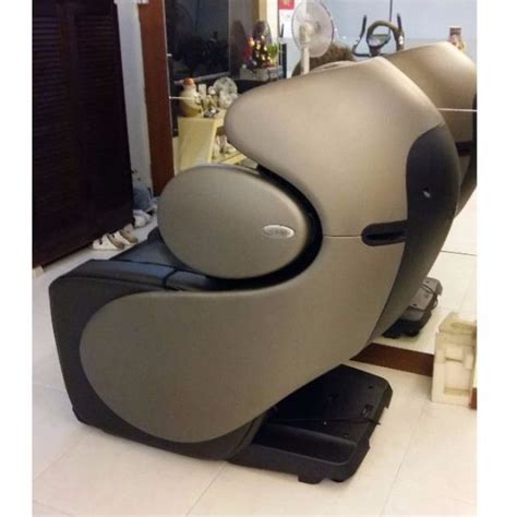 Almost New Osim Udivine Os 808 Massage Chair Health And Nutrition