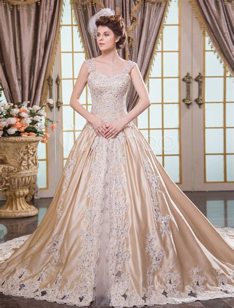 Https://techalive.net/wedding/best Colors To Match With Champagne Wedding Dress