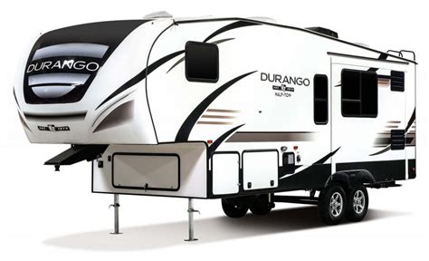 Top 6 Recommended Small Fifth Wheel Trailers Getaway Couple