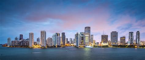 Miami beach oceanfront condos for sale and rent. Miami Skyline - Azorra Aviation