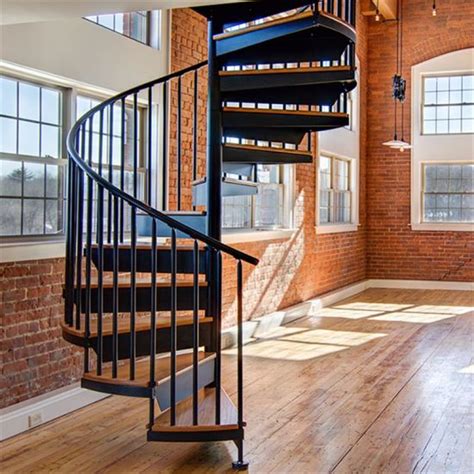 China Modern Steel Staircase Design Galvanized Spiral