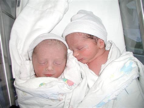Two Twin Boys Born At 36 Weeks 36 Weeks Twin Boys Preemie Twins