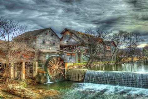 Pigeon Forge Tn Old Mill Restaurant 2 General Store Grist Mill Fall