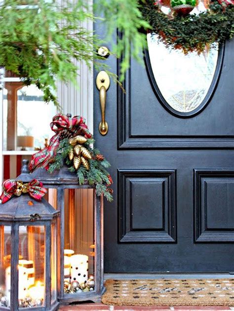 Outdoor Christmas Decorating Ideas Lanterns And Lantern Swags
