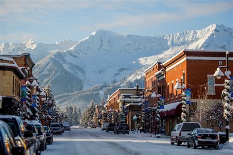 12 Reasons To Snowmobile In Fernie Bc