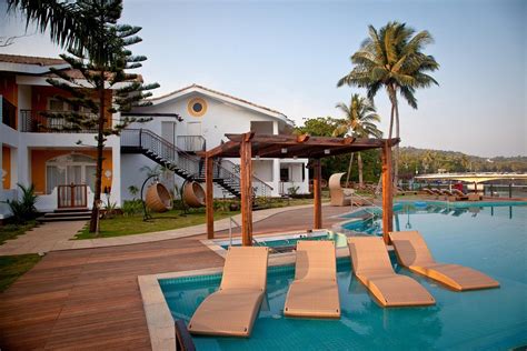 Acron Waterfront Resort Pool Pictures And Reviews Tripadvisor