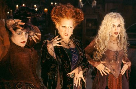 Bette Midler Kathy Najimy And Sarah Jessica Parker Will Put A Spell