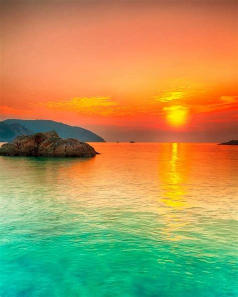 Beautiful Beach Sunset A Beautiful Beautiful World