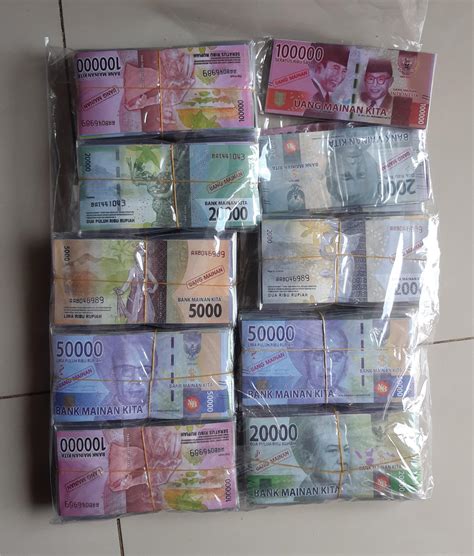 Uang Mainan Monopoli Isi 100 Pcs Campur Duit Duitan Mainan Lazada Indonesia