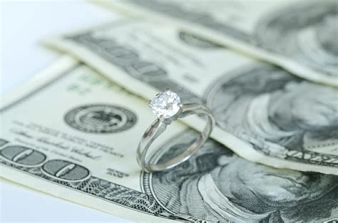 How Much Do Pawn Shops Pay For Diamond Rings Wedding And Otherwise